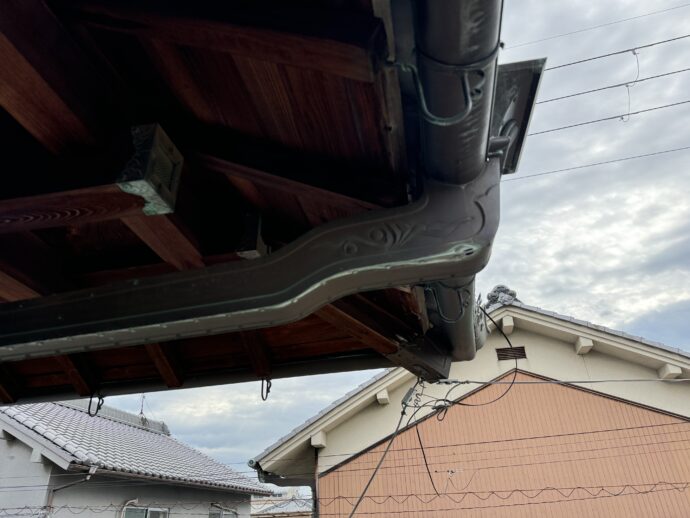 銅板雨樋の雨漏れ