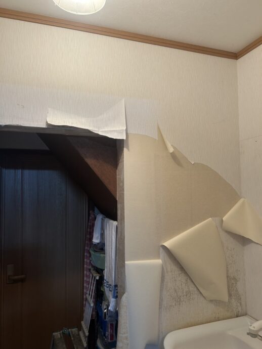 クロス貼り替え工事