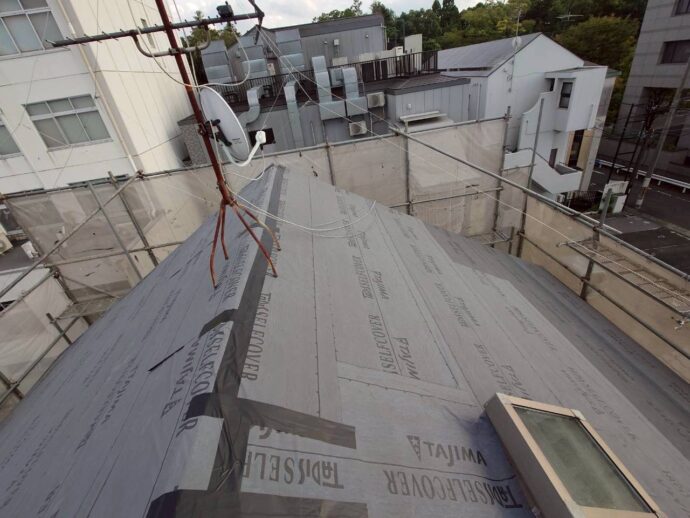 屋根カバー工事の画像