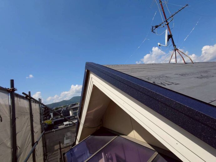 屋根カバー工事の画像