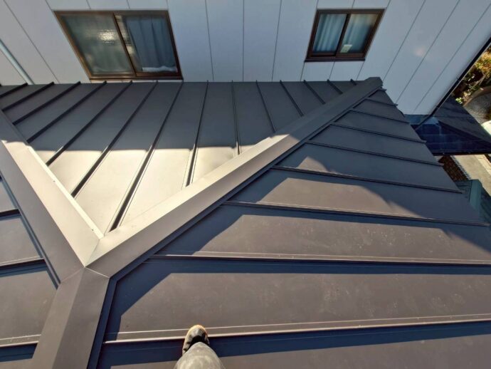 屋根カバー工事の画像