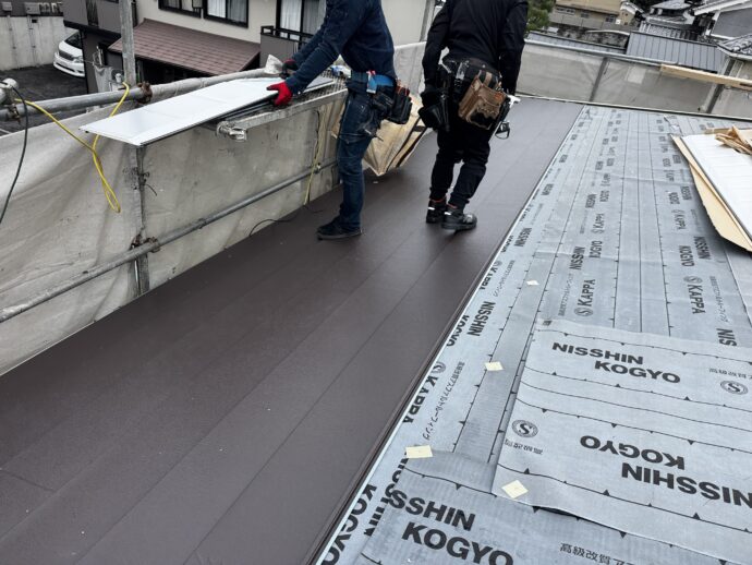 屋根カバー工事施工事例